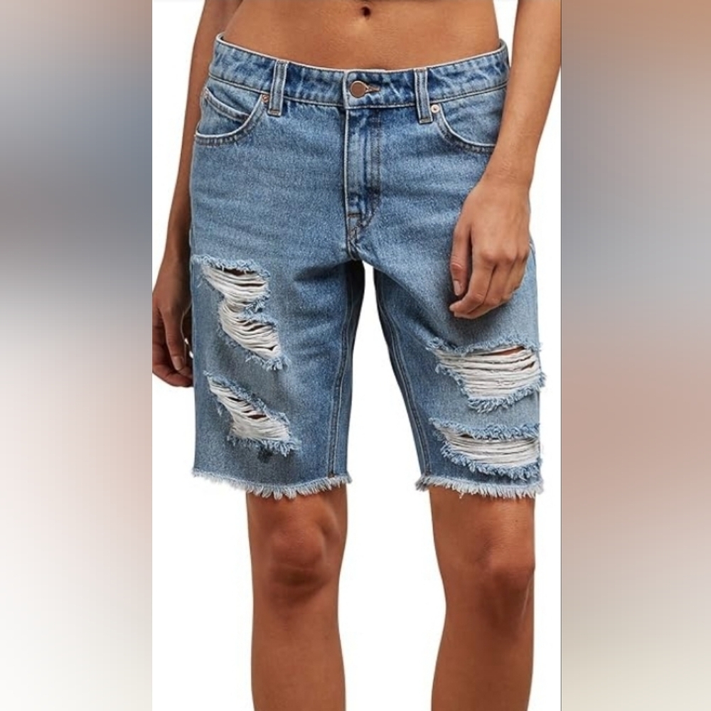 Volcom bermuda shorts